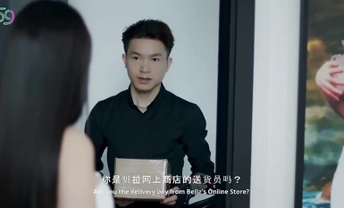 นมโต ที่รัก seduces โชคดี ส่งของ เด็กชาย