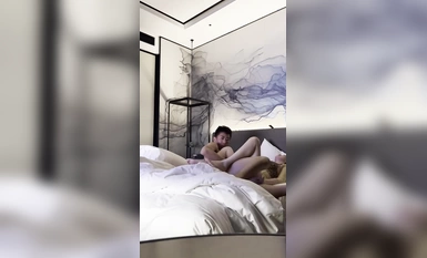 力哥酒店開房操漂亮的大二女友高清露臉完整版(4)