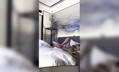 力哥酒店開房操漂亮的大二女友高清露臉完整版(4)