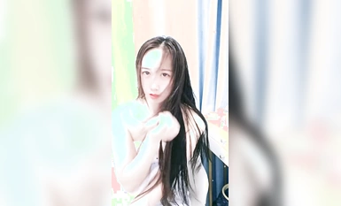 甘く優しい女神のような顔立ち (10)