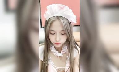 超可愛清純妹子 在校大一學妹 (1)