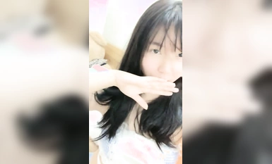 Nữ sinh xinh đẹp và ngây thơ Ponniu Seese(1)