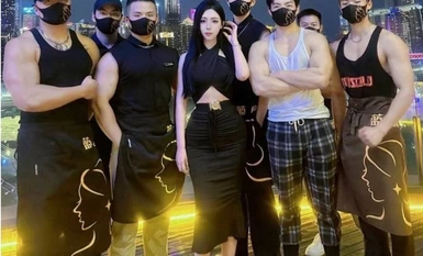 《頂級⭐重磅☛會所首發》推特反差變態泛性戀資深腐女【Eve_S8899】超強精液聖水調教男M女M綠帽奴3P雙飛身材杠杠滴460P（1）