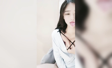 女神下海【喃兒】漂亮超高顏值~千萬別錯過~美臀美足2 (1)