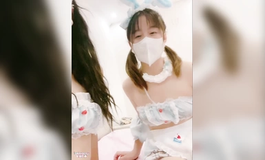 高顏值白虎福利姬@婷蘿莉 尺度作品合集 第二彈 (1)