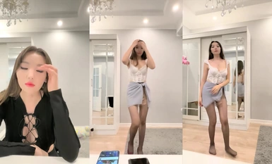 สาวน้อยเงี่ยนโชว์หน้าเธอในถุงน่องสีดำและถูกน้องชายของเธอเล่นด้วยวิธีการต่างๆ เธออมให้ไอ้จ้อนและอมปากของเธอ 3)