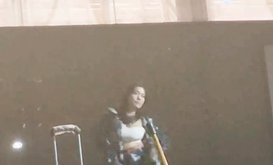 全网爆火！万人疯求！西北民族大学军训女学员表演奶子太大跳舞露出完整版！多角度全网最全版本！