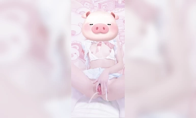 可爱学妹cos自慰视频