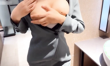 가스 회사 여신, 남편 탈선에 보복하기 위해 동료들과 함께 출장 중에도 최고 우아함 대비 창녀, 최고 우아함 대비 창녀