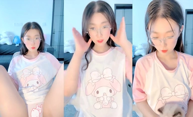 Pertunjukan Kebajikan Gadis Kolej Belia Berkacamata@小香pillar (1)