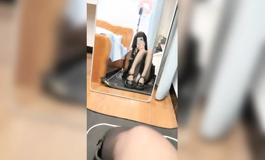 二次元卡哇伊甜美妹子 吃一口小布丁(2)