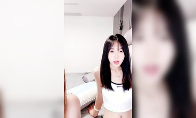 不漂亮你打我！【女高耐】靦腆大學生下海賺取生活費4 (1)