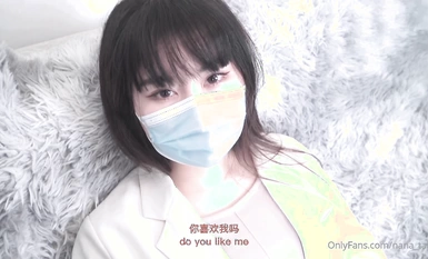 nana_taipei Ang kapatid na babae na nakalimutan ang kanyang susi