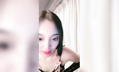 Dewi dengan rupa seperti bintang dipanggil Lin (2)