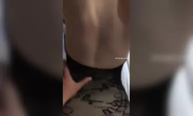 百度云泄密 可爱小姐姐穿上情趣丝袜和男友啪啪被曝光