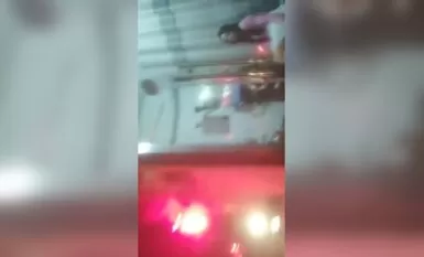 Street scout ate a Viagra to go to the roadside massage parlor to find a fishnet stockings young woman to eat fast food, the girl can really blow said yesterday earned 10,000 yuan