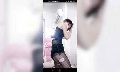 寧向 直播整活群定製舞蹈