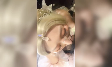 【空模小甜甜】超美Coser扮演美人魚，顏值絕佳，口交兩小時，艹逼十分鍾，這男的不太行呀！！