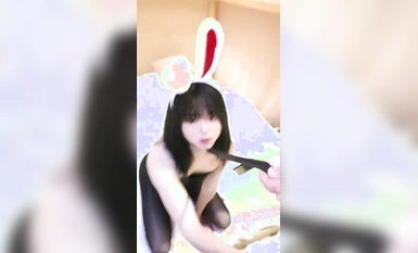 前方高能預警！極品清純大眼睛直男必愛頂流TS【小安】露臉私拍 車震野戰裸奔喝尿吃精碉堡了 (6)