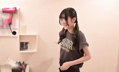 순수한 미녀가 콘돔 출력없이 큰 고기 막대기에 의해 [FC2-PPV-3861410] 거시기를 먹고 터지는 장면 이것은 부러 지거나 섹스 피를 흘리고 있습니다 소녀는 너무 마른 것입니다.