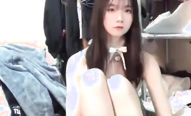 Yang terbaru pada bulan Oktober [kebocoran Hari Kebangsaan] Beauty Bai Wei X telah dilatih oleh teman lelakinya untuk menjadi jalang! Gadis yang tidak bersalah itu telah dilatih untuk menjadi sangat patuh dan jinak seperti Mianyang kecil yang menjerit sel