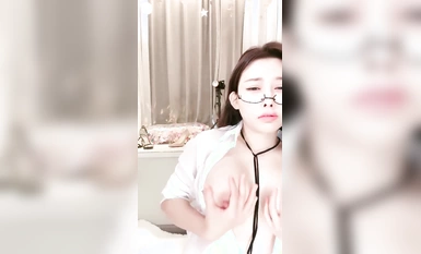 Koleksyon ng top-notch royal sister anchor @miya naked dance standard welfare show (18)