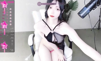 清純神顏極品主播@mmii-mmii(Qiu_Kiyomi)裸舞尺度福利秀 (4)