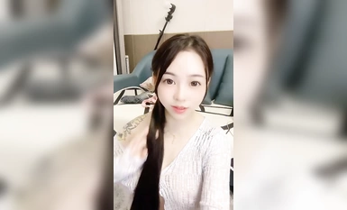 高顏值巨乳主播@花梔 尺度福利秀 (2)