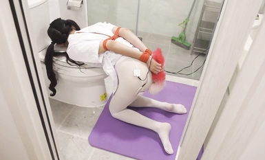 Koleksi siri latihan dan perhambaan perempuan Unit 0 (14)