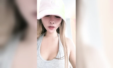 Jamuan visual 20 jam seorang gadis kecergasan yang tampan dengan punggung gagah dan pic pic (8)