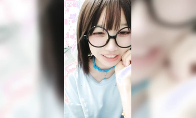 ความงามของโรงเรียนที่ดูสูงสองมิติคือหญิงสาวที่มีดวงตา (6)