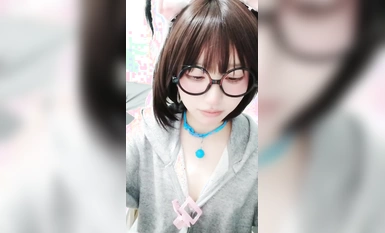 二次元高顏值校花嫩妹 是眼睛娘 (2)