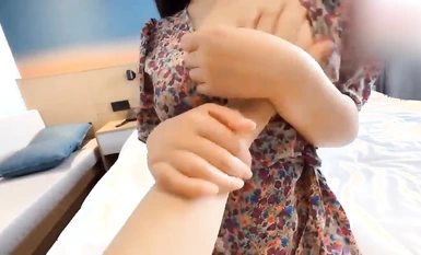 反差氣質尤物【Adeless2】「說好了只能操5分鍾」極品氣質少婦，急去上班，半推半就的摸出來感覺了，結果被操的要打電話請假