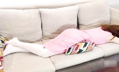 Pure Desire Little Cutie [Sisi Goddess] เด็กสาวน่ารักและอ่อนเยาว์ด้วยผิวสีชมพูและอ่อนโยน ผิวหวาน ขาวครีม ร่างกายอ่อนเยาว์ที่กระชับและอวบอิ่ม บริสุทธิ์ และตุ้งติ้งอยู่ร่วมกัน