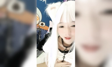 清純蘿莉coser@電氣喵(吃一口小布丁)尺度福利秀 第五彈 (4)