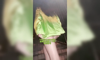 Ang pinakamahusay na hotwife na may mahabang binti at balingkinitan na si [Secretary Kim] ay ipinako ang kanyang ari ng mga benepisyong binayaran niya ang kanyang pag-ihi na medyas at nagsasalsal sa iba't ibang lugar sa parke at supermarket.