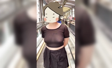 露臉才是王道！人不可貌相清純白皙無毛美鮑愛露出少女【伊理文】訂閱，大街超市商場景區各種人前露出 合集（4）