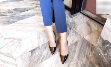 Isteri cantik seksi [Adeless2] "Suami saya akan tahu, cepat, jangan biarkan ia mengambil masa terlalu lama." cepatlah