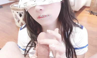 青春無敵 蘿莉風可鹽可甜極品反差美少女【艾米醬】微露臉私拍，被黃毛富二代調教各種肏內射 合集-優米醬- 空姐