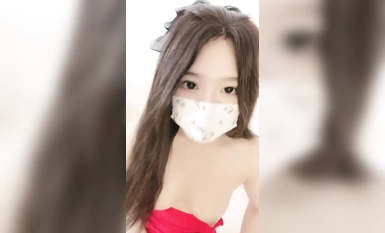 Một cô bé rất phát triển [Pure Desire Sweet Girl] có thân hình tuyệt vời, bộ ngực lớn và cặp mông săn chắc. Cô ấy giao lưu với những người bạn sói của mình, xoa bóp ngực, chơi đùa với âm hộ của mình và thủ dâm. Cô ấy có thể rên rỉ và xuất tinh.