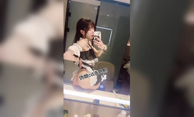 Napakagandang shemale [CD Luo Enxi] Ang babaeng manika at ang kanyang kapatid na lalaki ay naghalikan ng dila, at ang fairy rod ay niyugyog ng kapatid na lalaki.