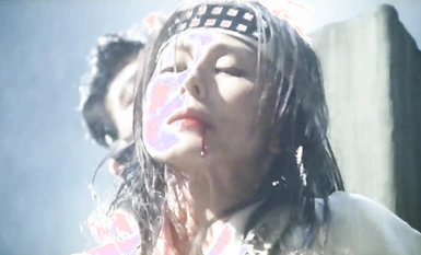 ดอกไม้และงู ปารีส ชิซูโกะ