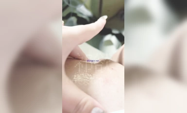 เด็กสาว Twitter ที่อายุน้อยและอยู่ยงคงกระพัน [Yu Zai] แสดงใบหน้าของเธอในการถ่ายภาพส่วนตัวด้วยหน้าอกสีชมพูขนาดใหญ่และซาลาเปาเสือขาวที่หายากซึ่งนุ่มมากและอุปกรณ์ประกอบฉากนั้นถูกใช้เพื่อช่วยตัวเองในคอลเลกชันที่สูงมาก (3)