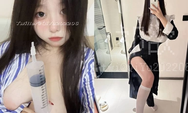 青春無敵 推特極品嫩妹【欲崽】露臉私拍，粉紅大波罕見白虎饅頭一線天極嫩，道具自嗨擼點很高 合集（1）