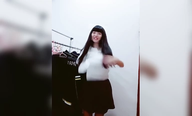 "Pasangan Taiwan Bocor" The Light in the Lake High School gadis tahun kedua [Liao Yanning] membocorkan foto seks peribadi dan membocorkan versi definisi tinggi yang dipulihkan (2)