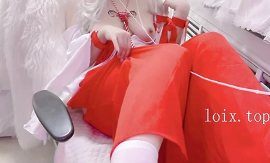 小空 (kong)  白發巫女