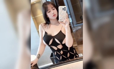 43萬粉人間極品女神 阿色 微密圈重金視圖