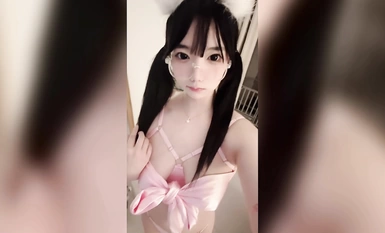 Pemandangan gadis selebriti Internet yang tampan Liquan Jiang