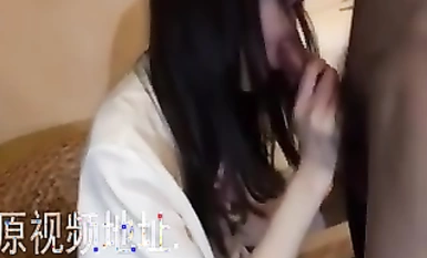 2022-03-10粉色jk無套後入，最後射在屁股上