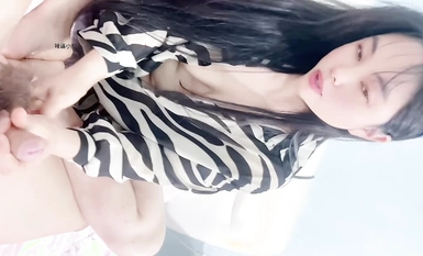 [Hot Pussy Xiaoxin] หมอเสริมความงามโป๊หน้าอกของฉันเชี่ยวชาญในการรักษาความอ่อนแอ - ชุมชน Aiwei ต้นฉบับครั้งแรก